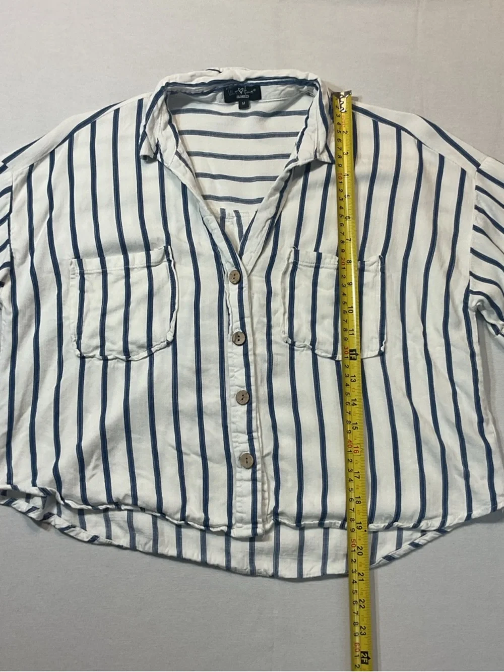 Velvet Hearts Short Sleeve Striped Cropped Shirt M Blue/White Linen Blend Button - Picture 5 of 7